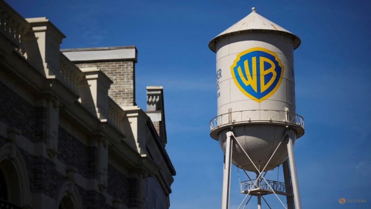Proxy adviser Glass Lewis recommends Warner Bros shareholders vote for Paramount deal