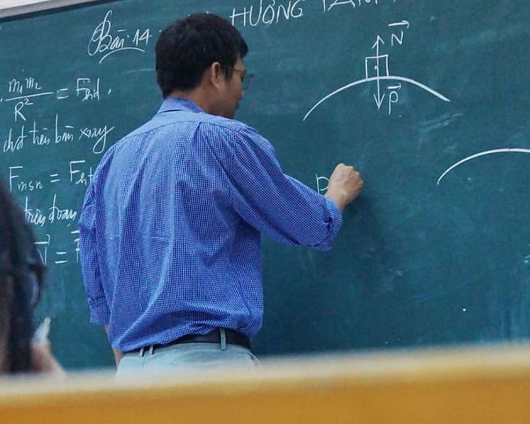  Commentary: Teachers love their jobs and feel valued but face immense challenges