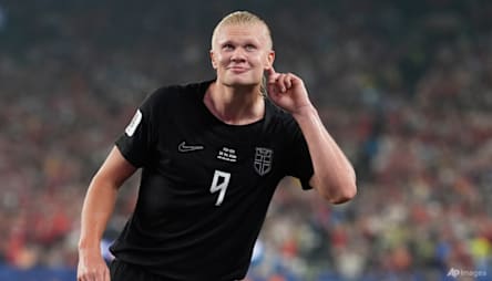 Erling Haaland carries Norway past Senegal, into round of 32
