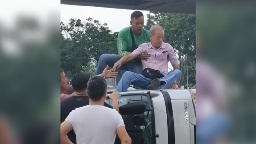 ‘Not all PMD riders are bad’: GrabFood delivery man commended for rescuing trapped driver