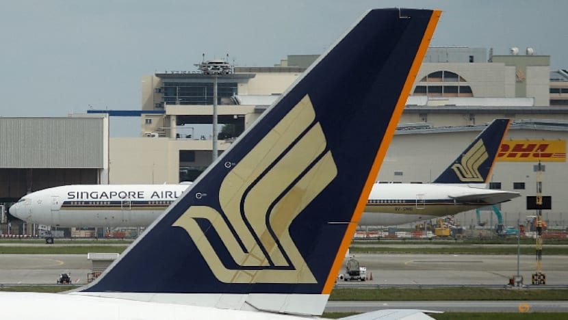 Man gets jail for molesting Singapore Airlines stewardess while friends laughed