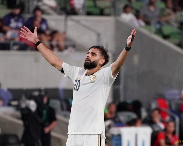 Saudi Arabia beat Puerto Rico 3-0 after weather delay in first win under Donis