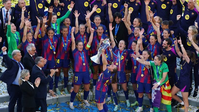 Pajor finally gets her winner's medal as Barca claim women's Champions League