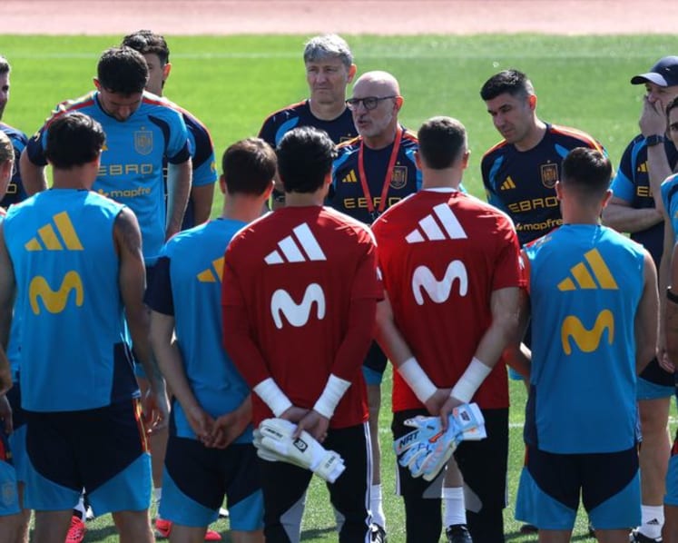 De La Fuente's Spain built on family, faith and long road from 'Luis de la Who?'