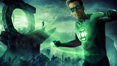 Green Lantern Director Martin Campbell Regrets Making The 2011 Ryan Reynolds Flop: "Superhero Movies Are Not My Cup Of Tea"