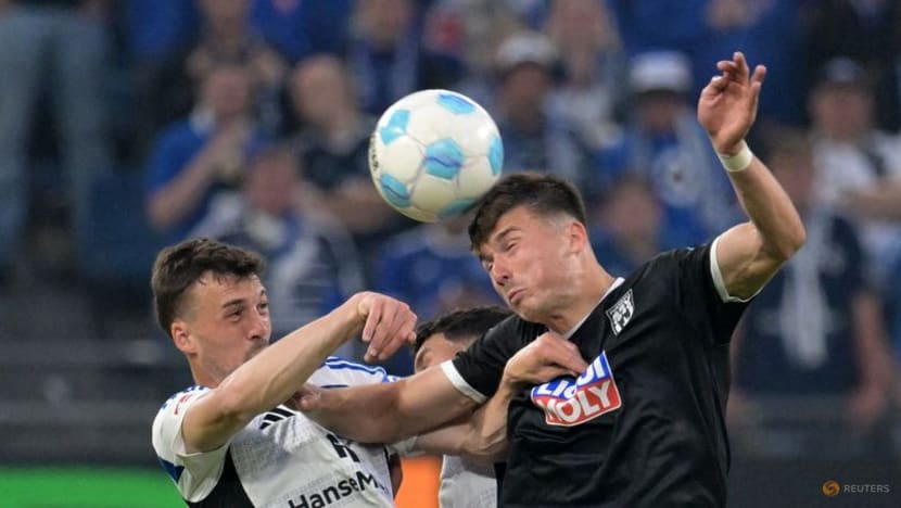 Hamburg return to the Bundesliga after seven years with 6-1 demolition of Ulm Hamburg return to the Bundesliga after seven years with 6-1 demolition of Ulm