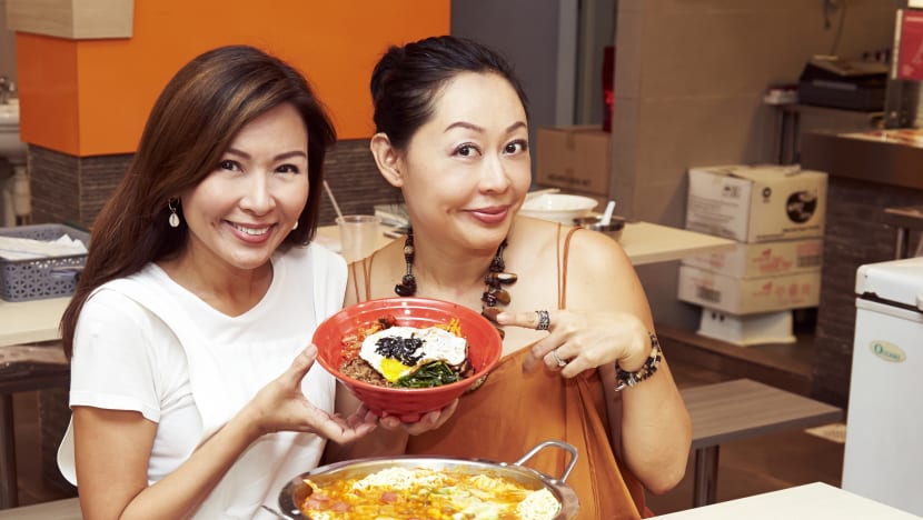 Ex-Ch 8 Stars Cassandra See And Tang Miaoling Now Run A Kopitiam Stall: "People Took Pics Of Us Scrubbing The Floor"