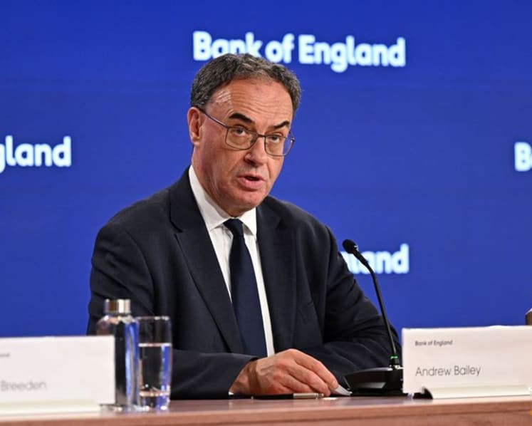 UK to issue first 'digital' bond by early 2027, finance minister says