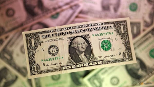 Dollar firms as markets await Fed decision and Warsh debut
