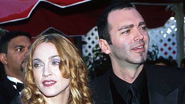 两人一度不说话　Madonna哀悼亲弟癌逝