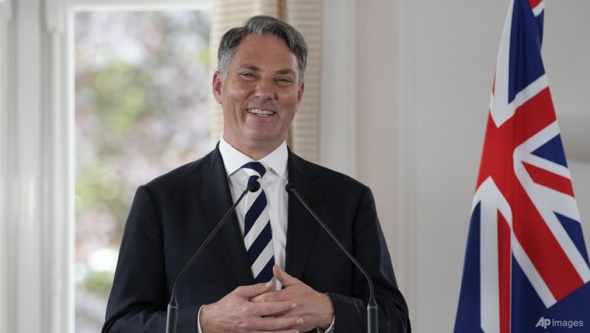 Australia, France deepen defence ties after breakdown