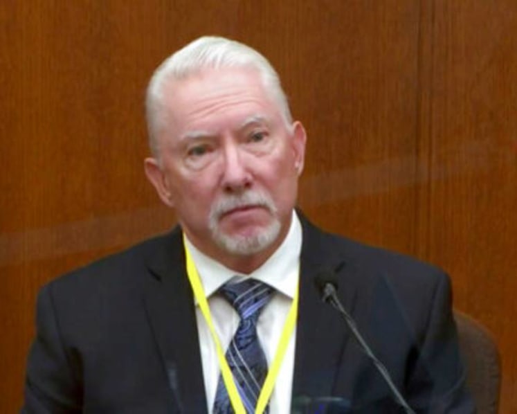 Expert says cop was justified in pinning down George Floyd
