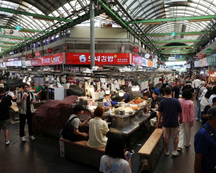 South Korea 2025 consumer inflation roughly in line with central bank target