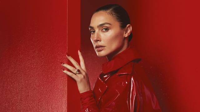 以色列遭巴勒斯坦袭击　“Wonder Woman”Gal Gadot：我的心好痛