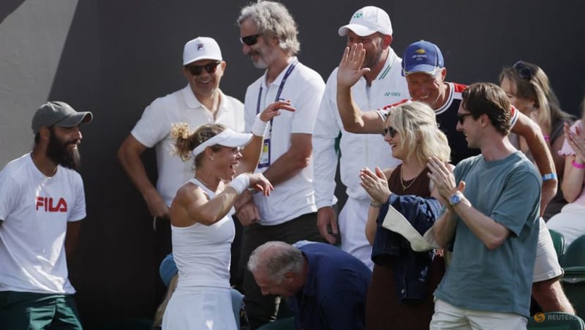 Siegemund stops lucky loser Sierra to reach Wimbledon quarter-finals Siegemund stops lucky loser Sierra to reach Wimbledon quarter-finals