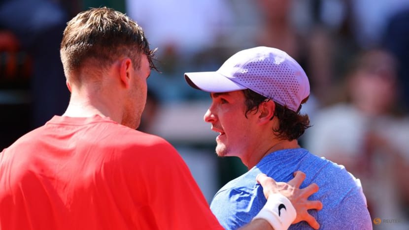 Draper dominates teenager Fonseca to reach French Open last 16 Draper dominates teenager Fonseca to reach French Open last 16