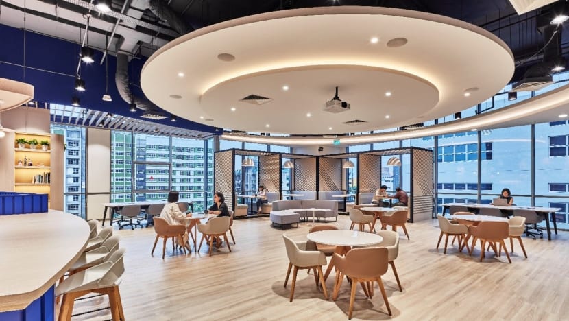 Transformative workspaces: Fuelling innovation and collaboration in a new era Transformative workspaces: Fuelling innovation and collaboration in a new era
