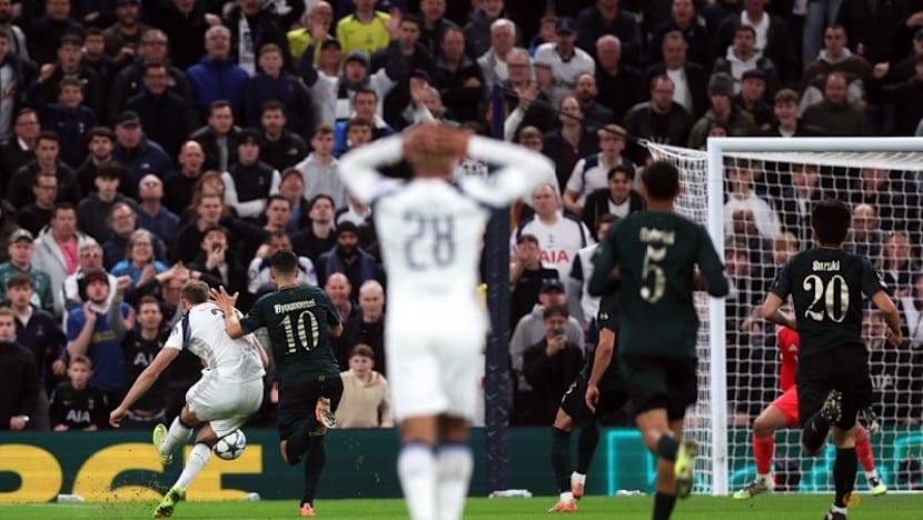 Van de Ven wonder goal helps Tottenham to 4-0 rout of Copenhagen