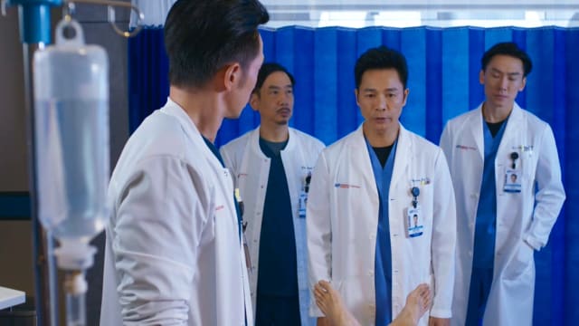 白色强人II（第7集）：叶晴曾为男友违规动手术