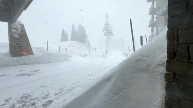 强大暴风雪袭击美国八州 逾50万人收到极端天气警报