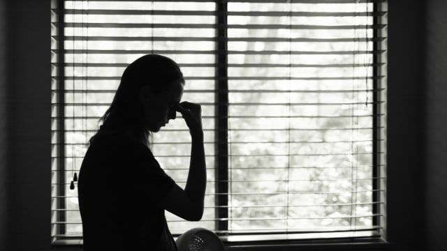 不堪家暴向丈夫投毒报复 中国女子被判坐牢