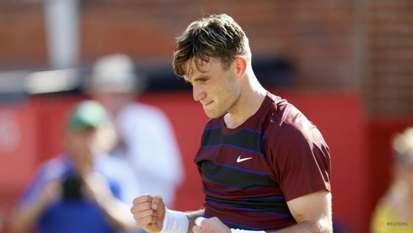 Draper downs Popyrin to reach Queen's quarter-finals, Mensik loses his cool