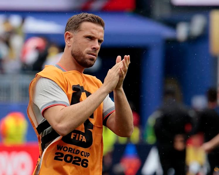 Henderson rejoins England squad after surgery in Kansas City