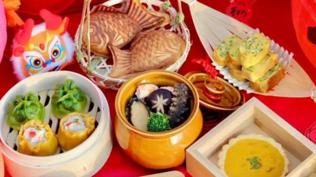 宠物年夜饭成新潮流  网民：吃得比主人还丰富