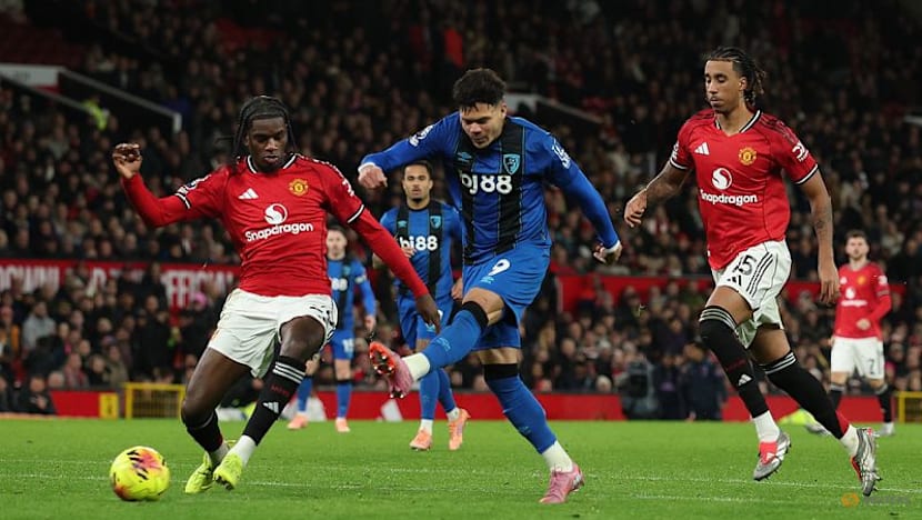 Bournemouth and Man United share spoils in eight-goal thriller