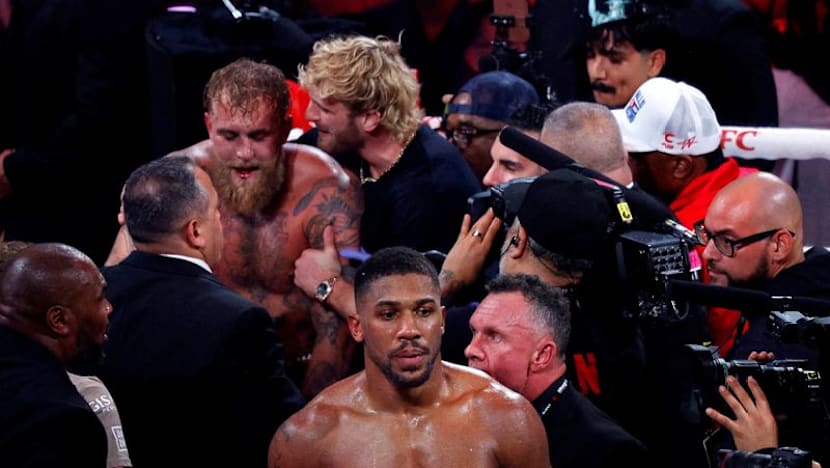 Usyk backs Joshua to beat Fury ahead of heavyweight showdown