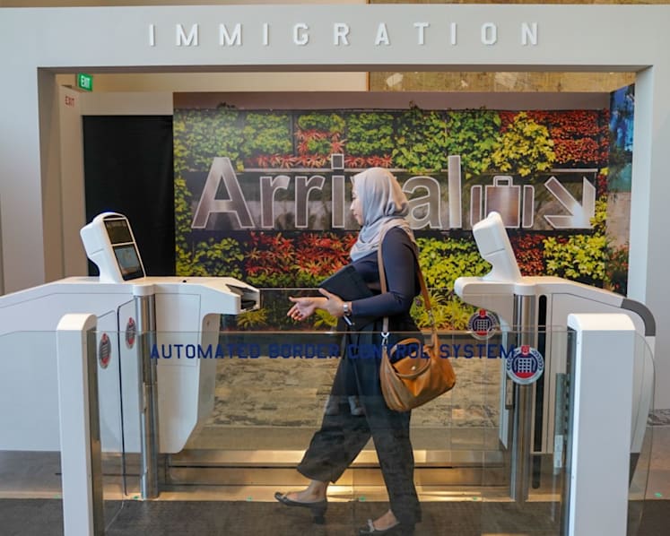 Contactless immigration clearance for S'poreans from 2022, and a new 24/7 ICA service centre on the way