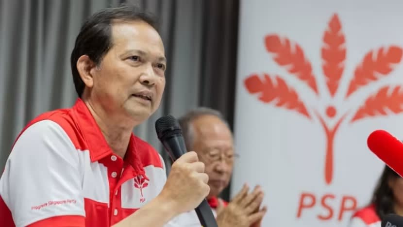 Ketua baru PSP Leong Mun Wai pertahan gaya 'konfrontasi' di Parlimen Ketua baru PSP Leong Mun Wai pertahan gaya 'konfrontasi' di Parlimen
