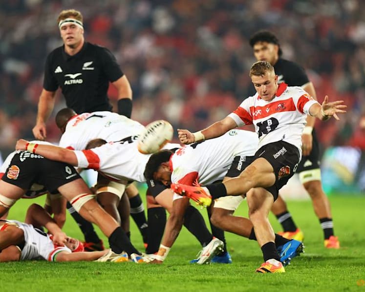 All Blacks come from behind to edge Lions and stay unbeaten on tour