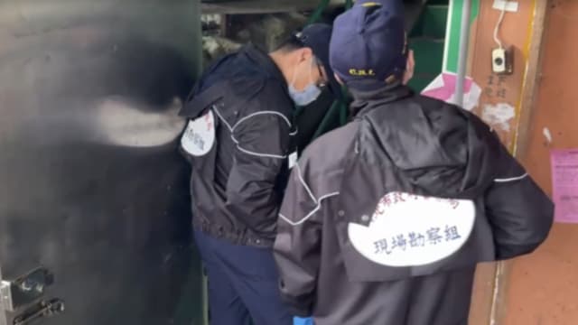 台男子疑因债务纠纷遭焚 尸体被塞进冷冻柜
