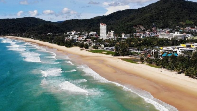 Pelancong Malaysia maut selepas jatuh dari hotel Phuket Pelancong Malaysia maut selepas jatuh dari hotel Phuket