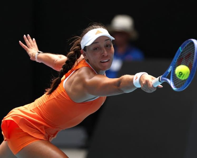 Pegula sees off fellow American Anisimova to reach first Australian Open semi