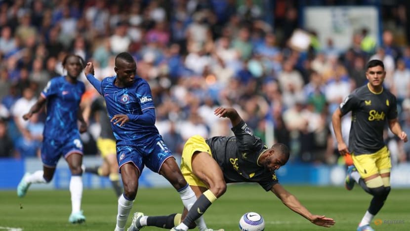 Chelsea beat Everton 1-0 to reignite Champions League hopes