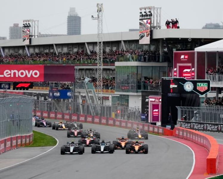 McLaren rue failed tyre gamble on day to forget in Canada