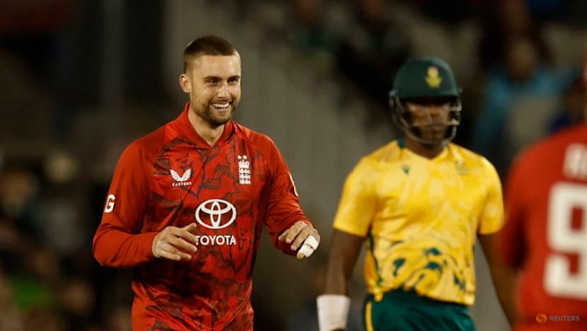 England bring in Jacks for Wood at second Ashes test