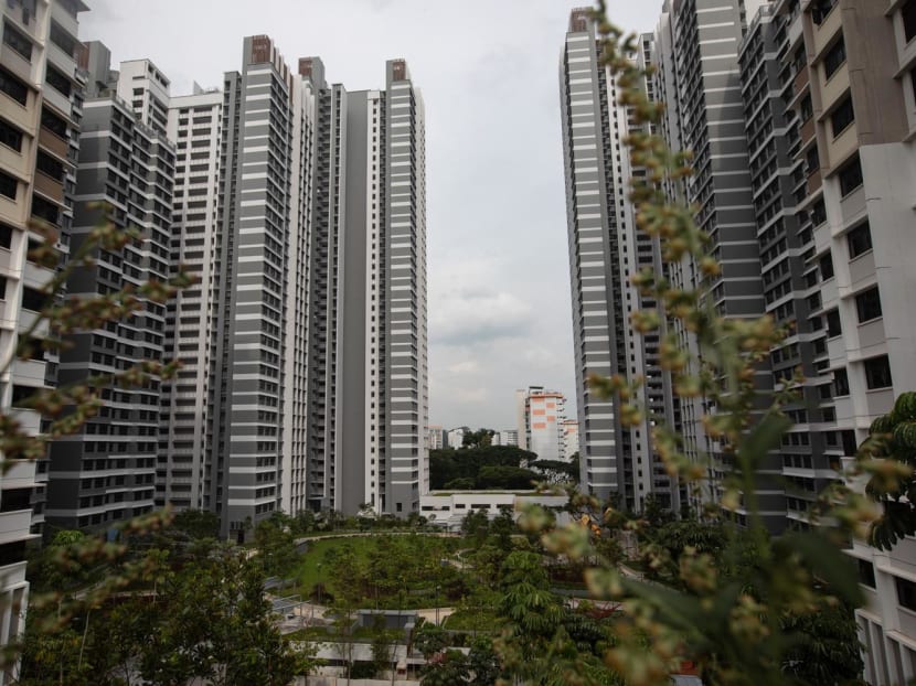 Homeowners have started to feel the pressure of rising home loan interest rates, since banks in Singapore raised their fixed home loan rates up to 4.5 per cent, the highest in almost two decades. Homeowners have started to feel the pressure of rising home loan interest rates, since banks in Singapore raised their fixed home loan rates up to 4.5 per cent, the highest in almost two decades.