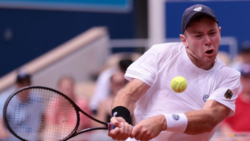 Tennis: Djokovic reaches quarter-finals in ominous fashion Tennis: Djokovic reaches quarter-finals in ominous fashion