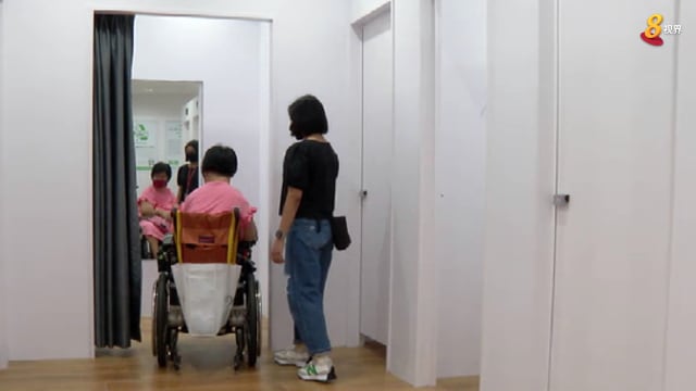 晨光|晨光聚焦：本地服务业为残障人士打造包容环境 