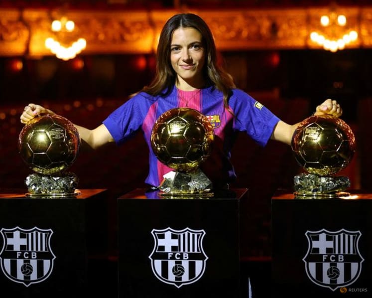 Barcelona's Bonmati out for five months after leg surgery