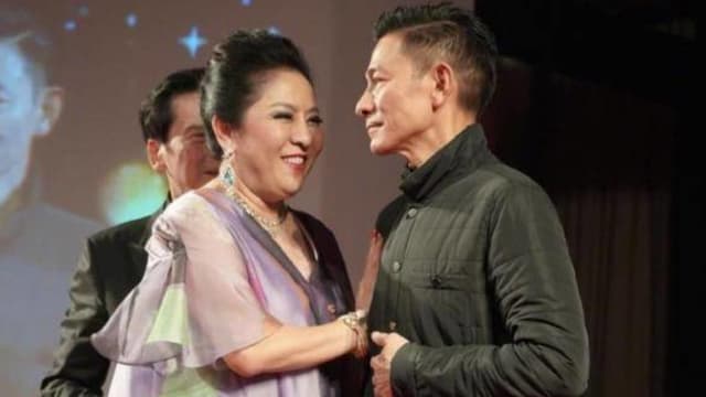 向太曝刘德华曾濒临破产，两度借钱救援！