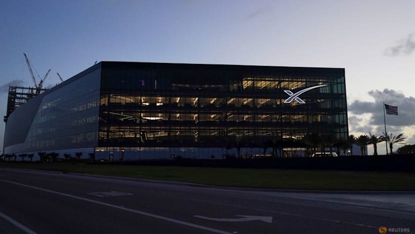 SpaceX launches $25 billion notes offering, source says