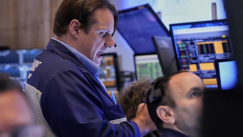 Wall Street bounces back as earnings take focus over tariff chaos