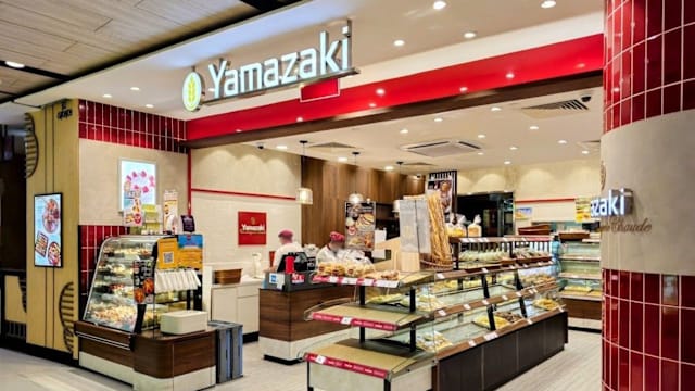多动症儿咬柜中甜甜圈 店员背后斥“没管教” 面包店道歉