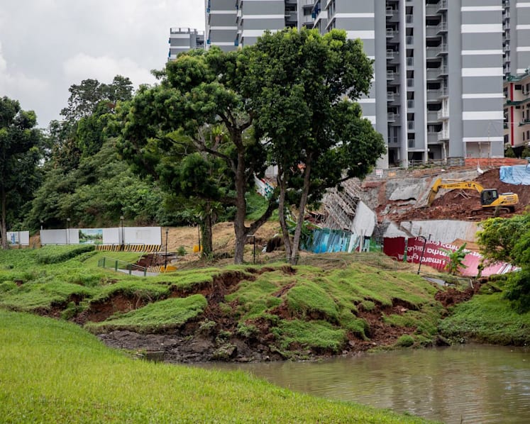 Part of Ulu Pandan park connector in Clementi closed after landslide, passer-by injured