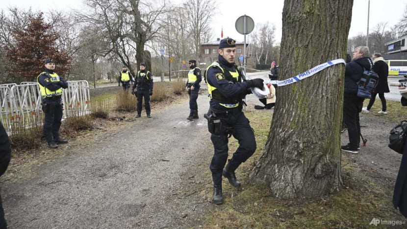 Swedes tighten terror laws, likely to help NATO membership