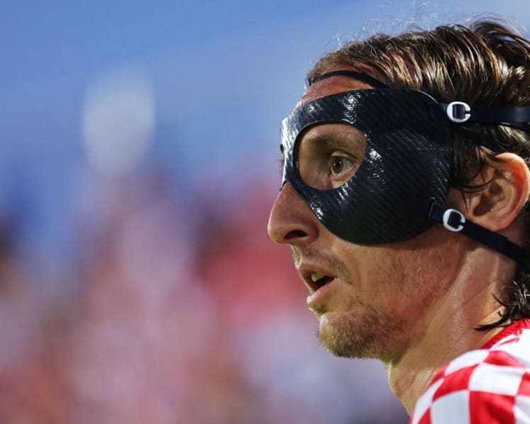 England face Croatia in World Cup opener with early group control at stake